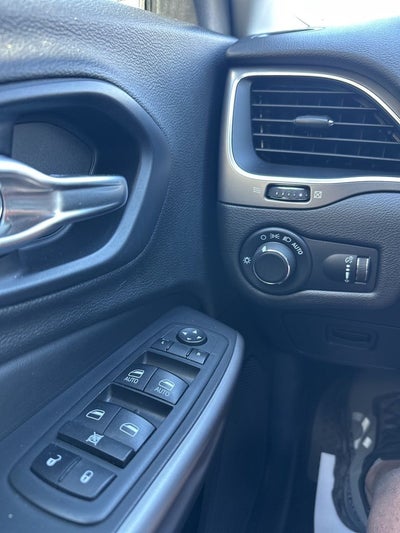 2021 Jeep Cherokee Latitude