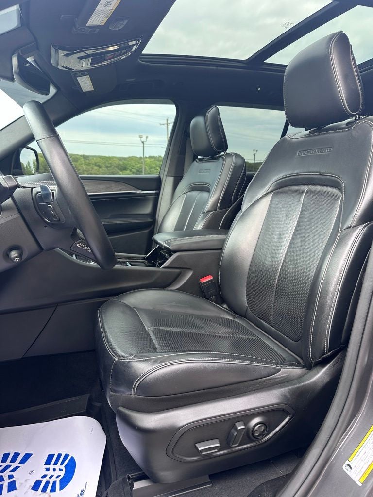 2022 Jeep Grand Cherokee Overland