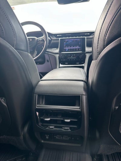 2022 Jeep Grand Cherokee Overland