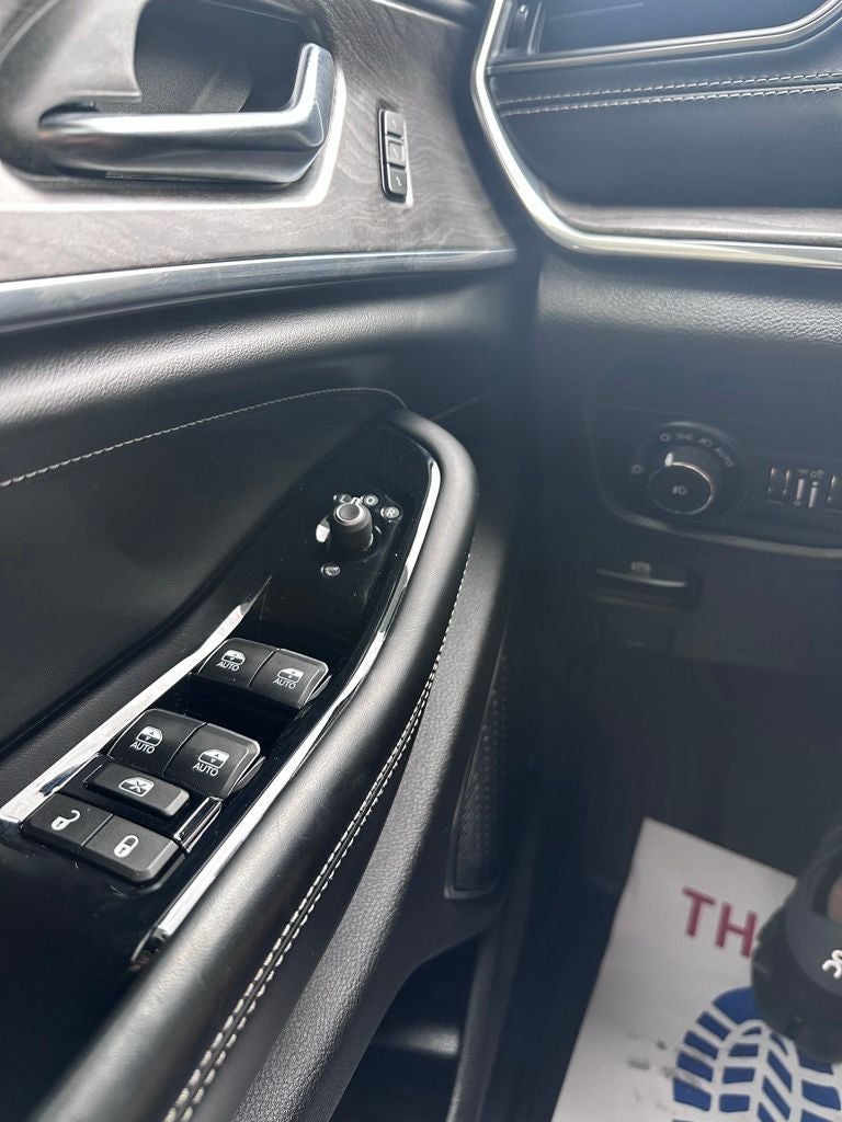 2022 Jeep Grand Cherokee Overland
