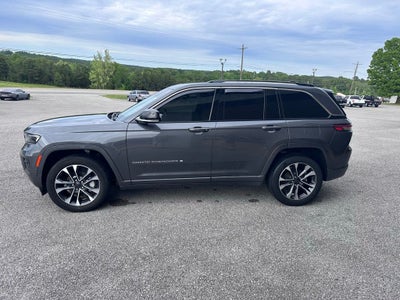 2022 Jeep Grand Cherokee Overland