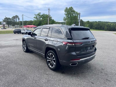 2022 Jeep Grand Cherokee Overland