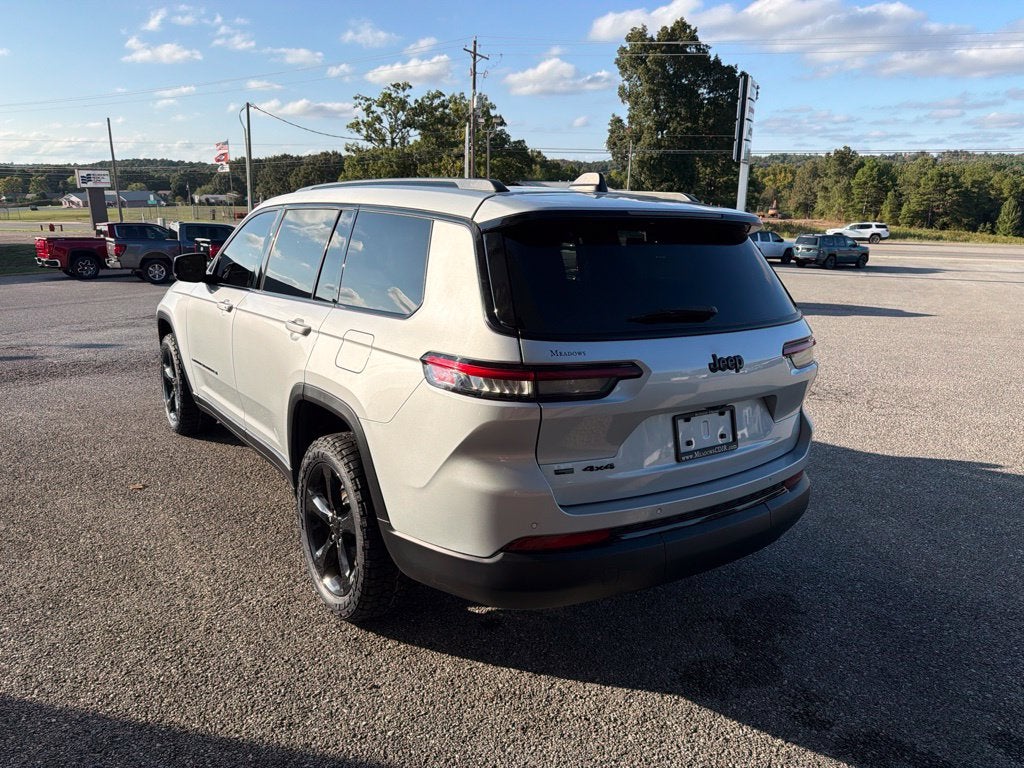 2023 Jeep Grand Cherokee L Altitude