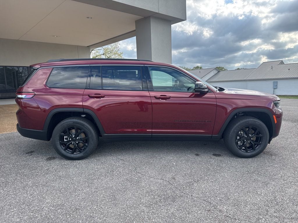 2026 Jeep Grand Cherokee L Laredo