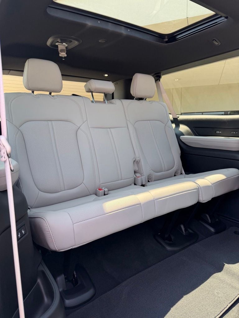 2026 Jeep Grand Wagoneer L 4x4