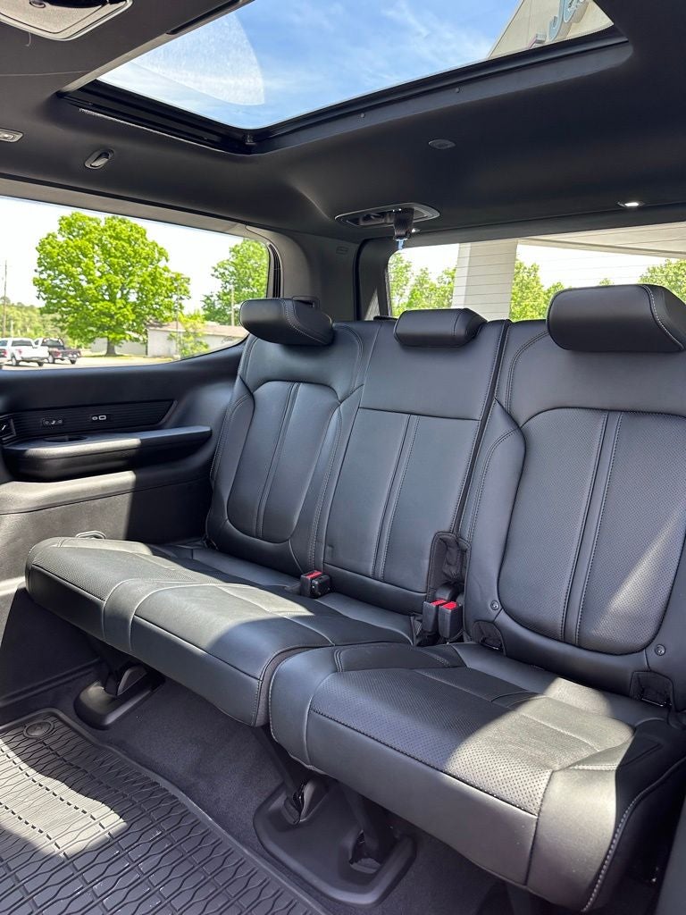 2026 Jeep Grand Wagoneer Upland