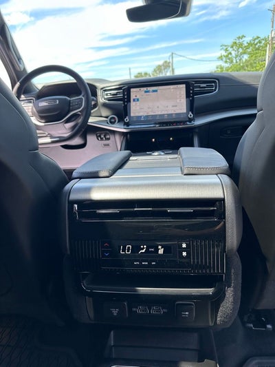 2026 Jeep Grand Wagoneer Upland
