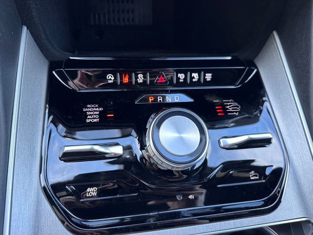 2026 Jeep Grand Wagoneer Upland
