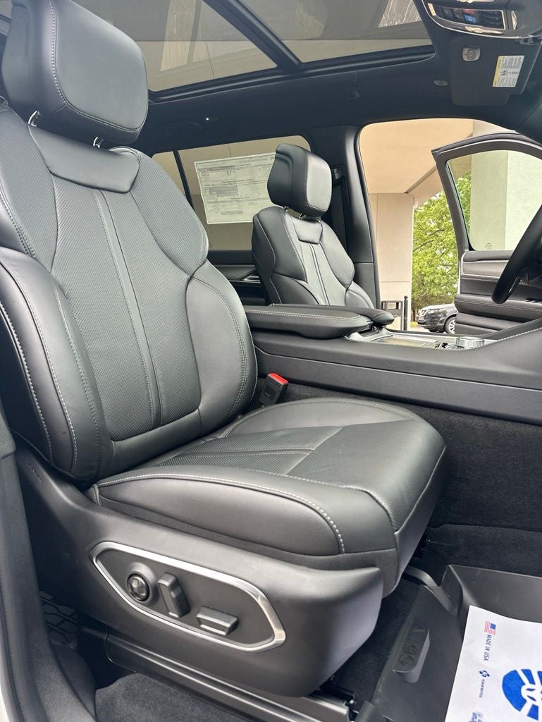 2026 Jeep Grand Wagoneer Upland
