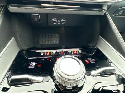 2026 Jeep Grand Wagoneer Upland
