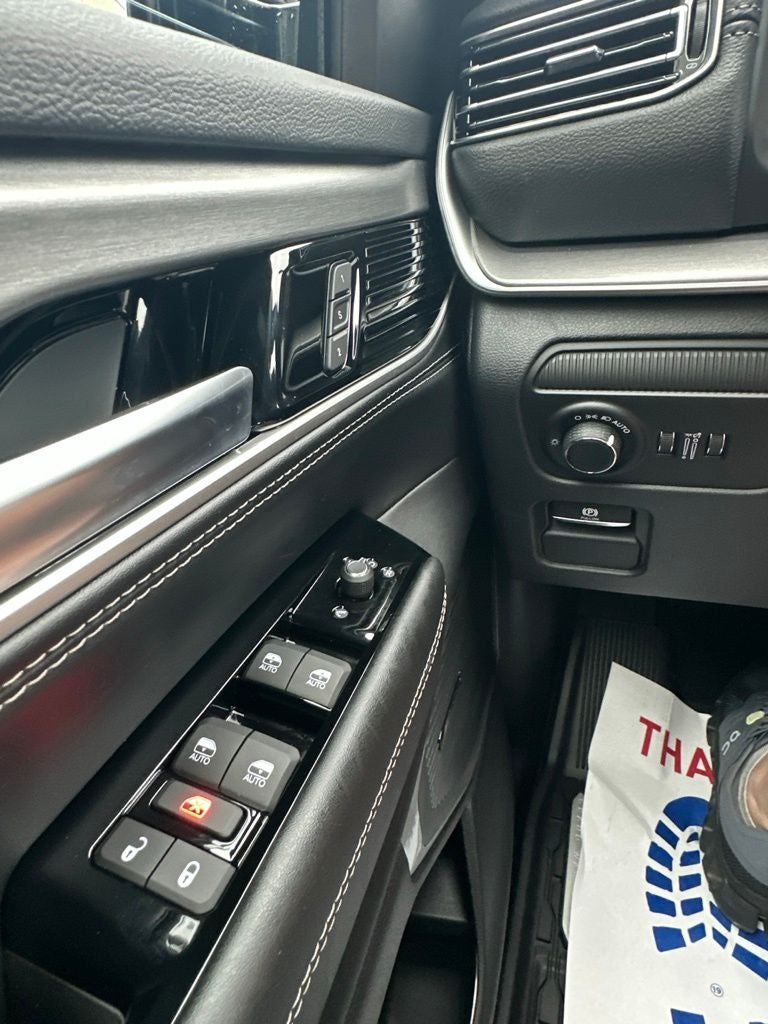 2026 Jeep Grand Wagoneer Upland