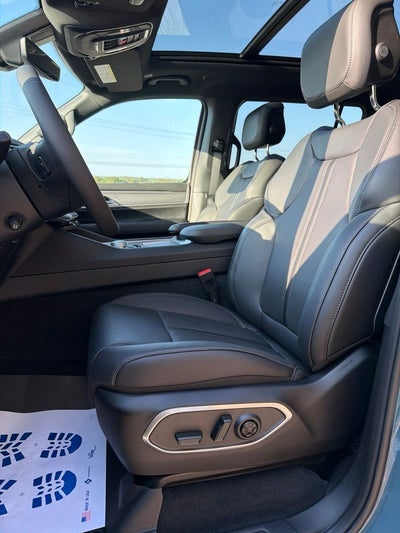 2026 Jeep Grand Wagoneer Upland