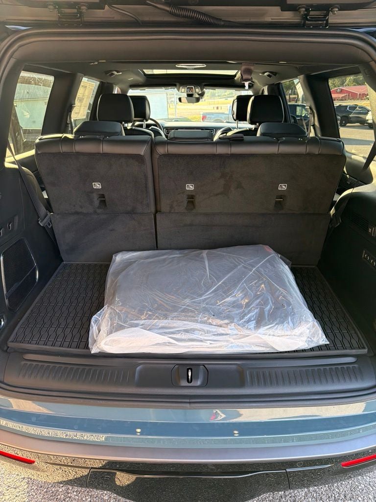2026 Jeep Grand Wagoneer Upland