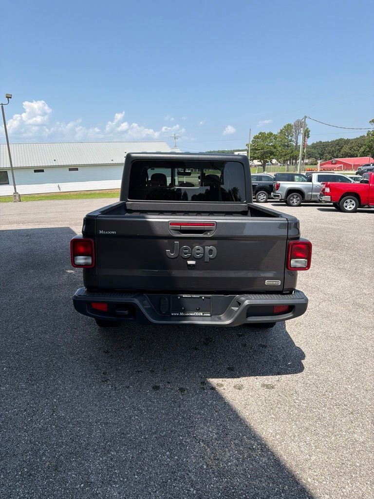 2023 Jeep Gladiator Overland