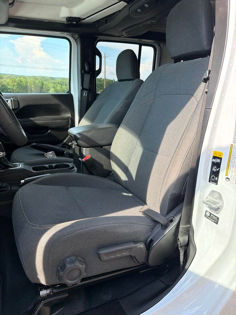 2025 Jeep Gladiator Sport S