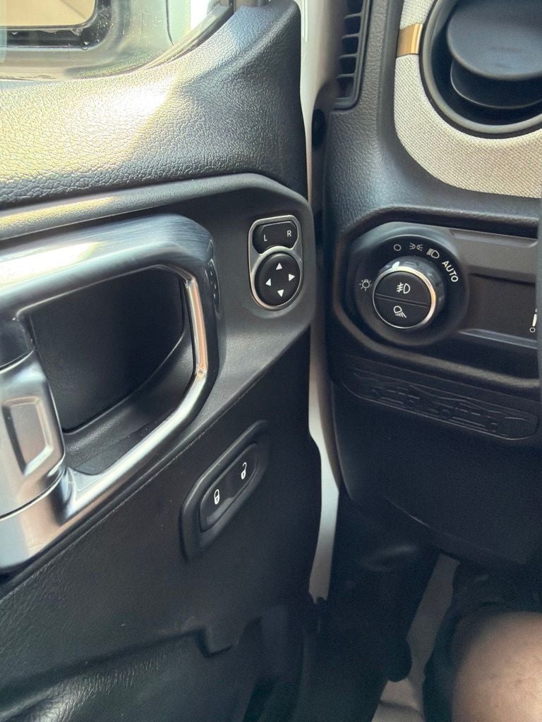 2025 Jeep Gladiator Sport S
