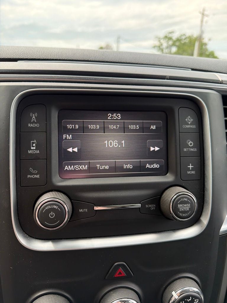 2024 RAM 1500 Classic SLT