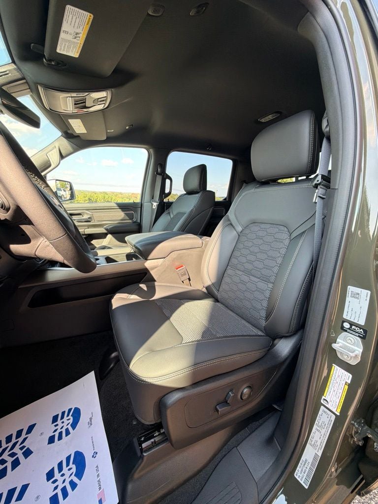 2027 RAM 1500 Big Horn/Lone Star