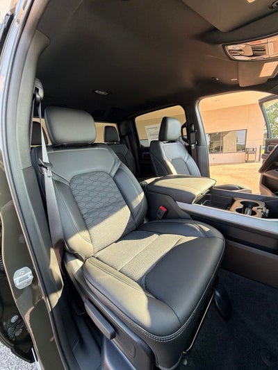 2027 RAM 1500 Big Horn/Lone Star