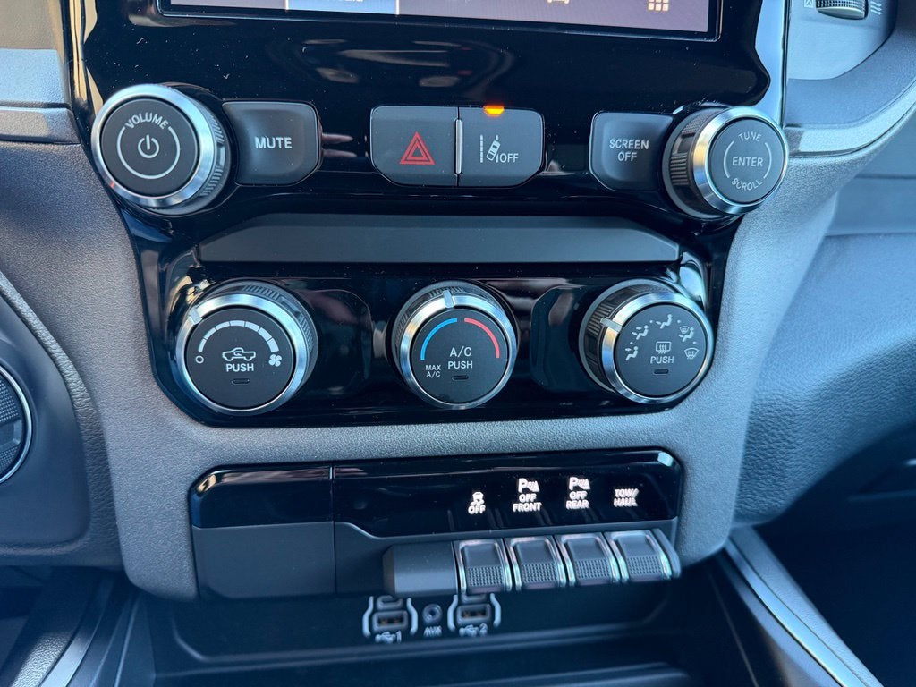 2027 RAM 1500 Express