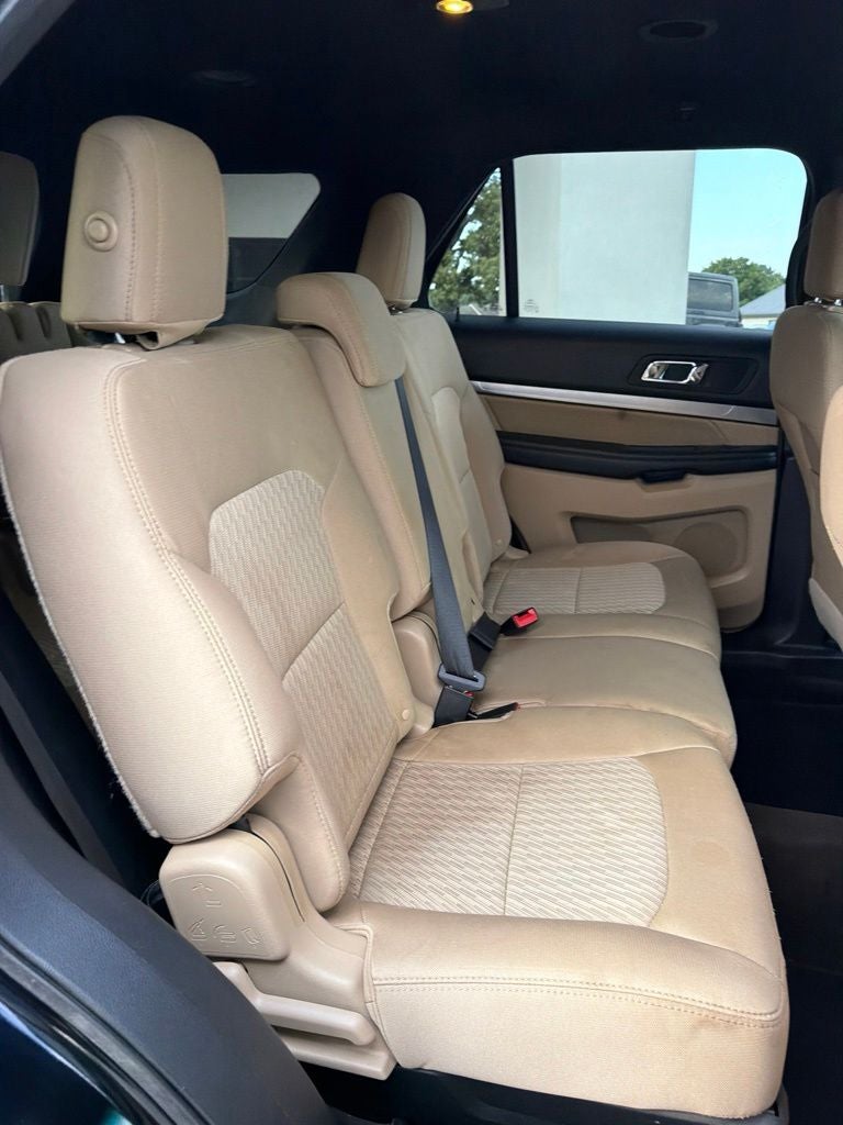 2016 Ford Explorer Base
