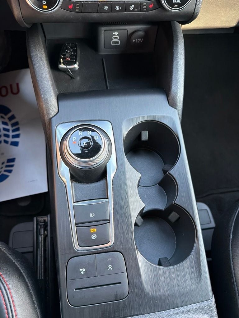 2025 Ford Escape ST-Line Select