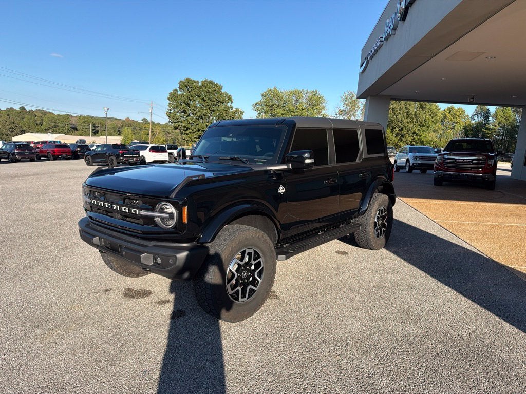 2024 Ford Bronco Outer Banks