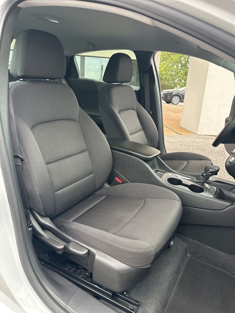 2024 Chevrolet Malibu LS 1FL