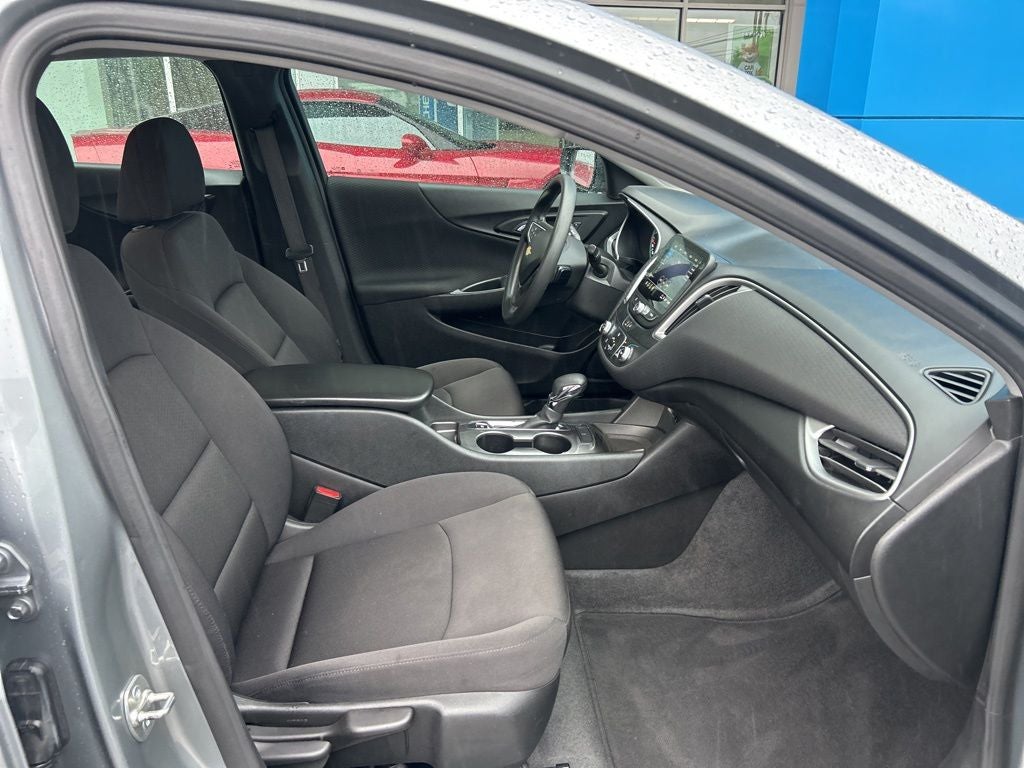 2024 Chevrolet Malibu LS 1FL