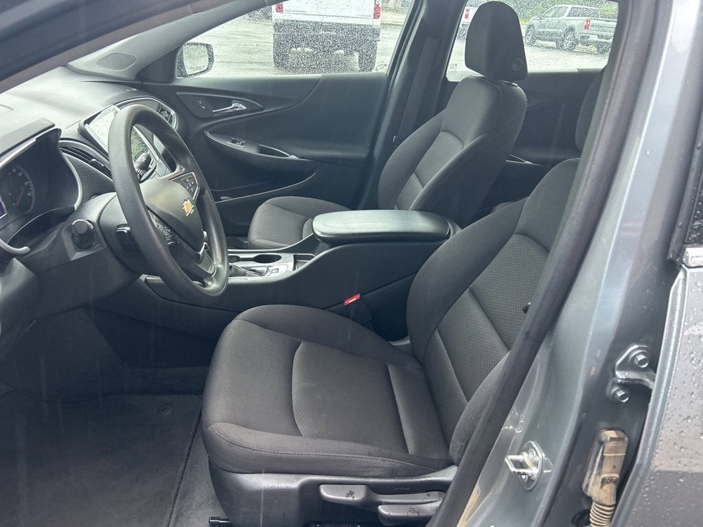 2024 Chevrolet Malibu LS 1FL