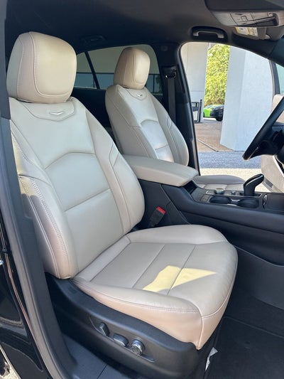 2025 Cadillac XT4 Premium Luxury