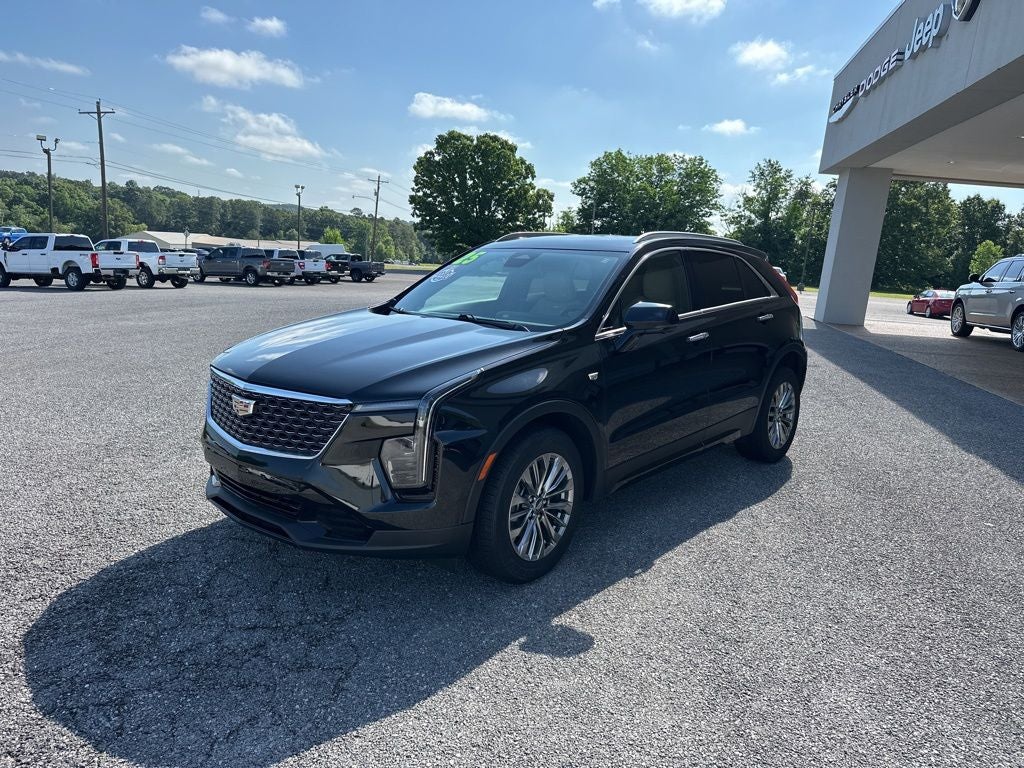2025 Cadillac XT4 Premium Luxury
