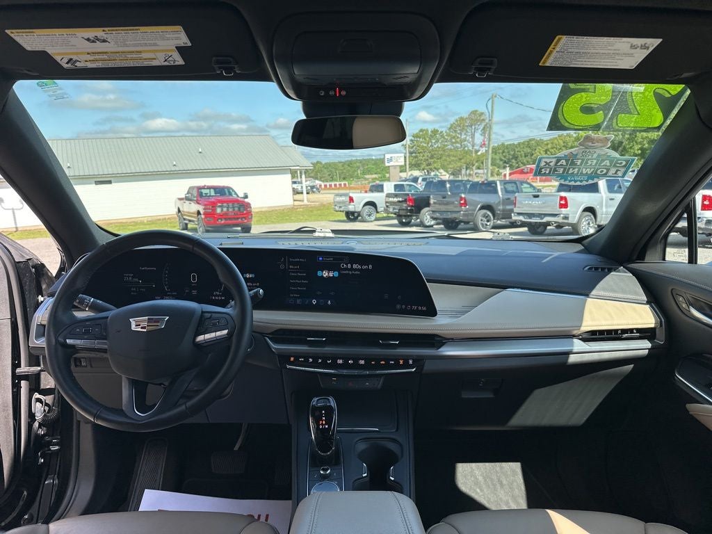 2025 Cadillac XT4 Premium Luxury