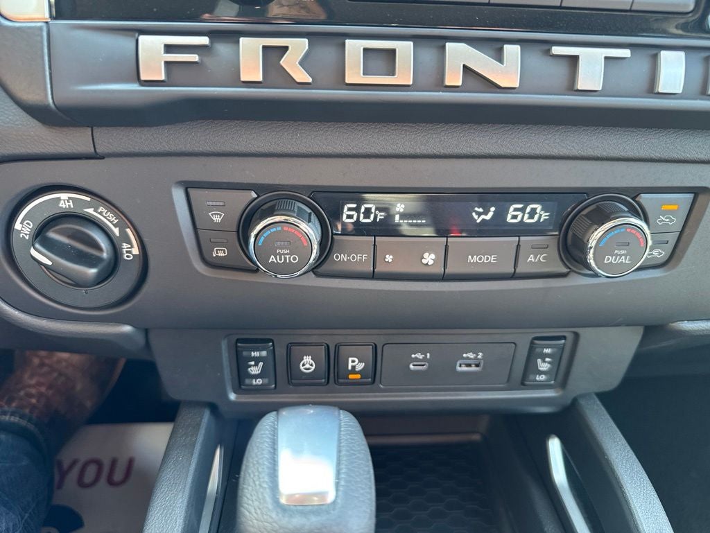 2025 Nissan Frontier SV