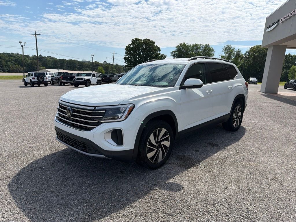 2025 Volkswagen Atlas 2.0T SE w/Technology