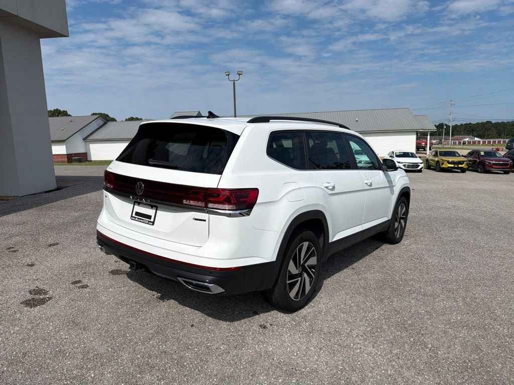 2025 Volkswagen Atlas 2.0T SE w/Technology