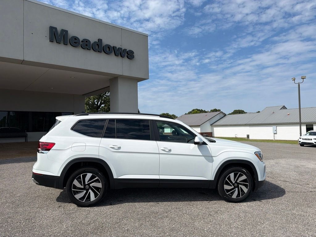 2025 Volkswagen Atlas 2.0T SE w/Technology