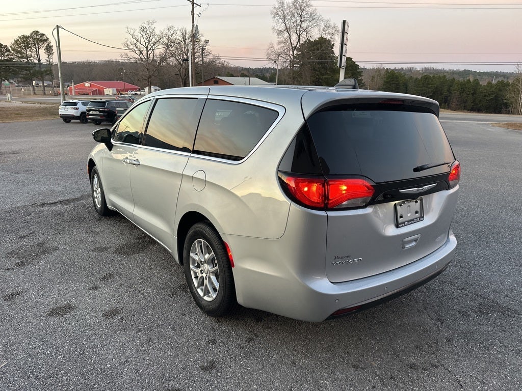 2026 Chrysler Voyager LX