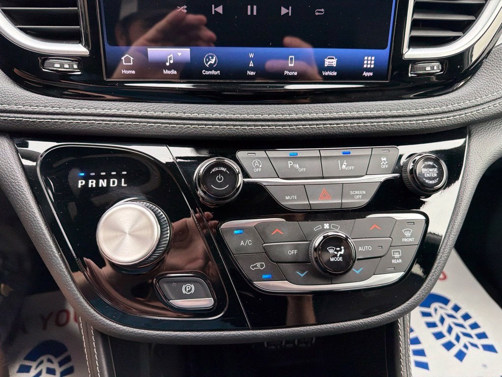2025 Chrysler Pacifica Limited