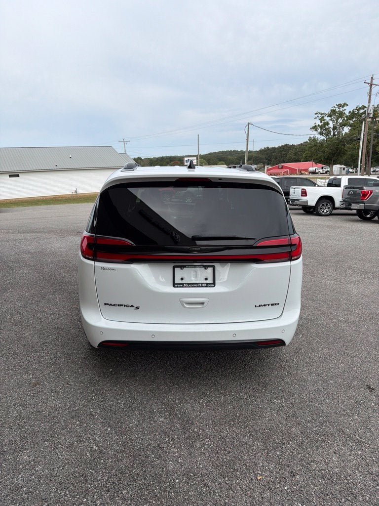 2025 Chrysler Pacifica Limited