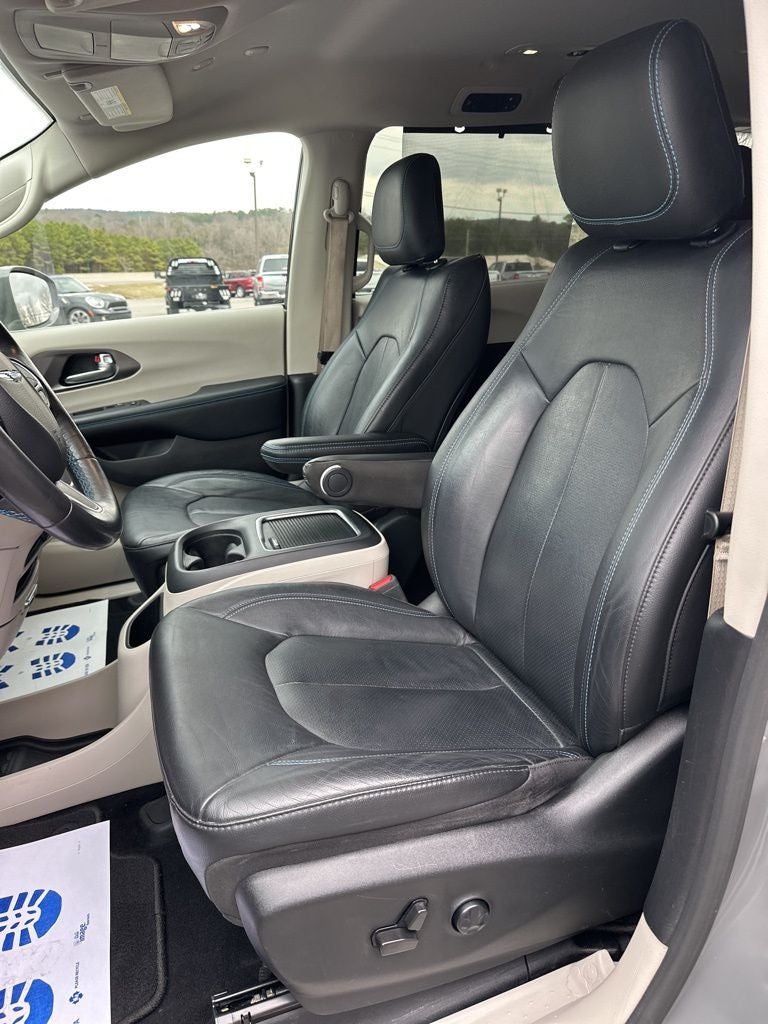 2021 Chrysler Pacifica Hybrid Touring L