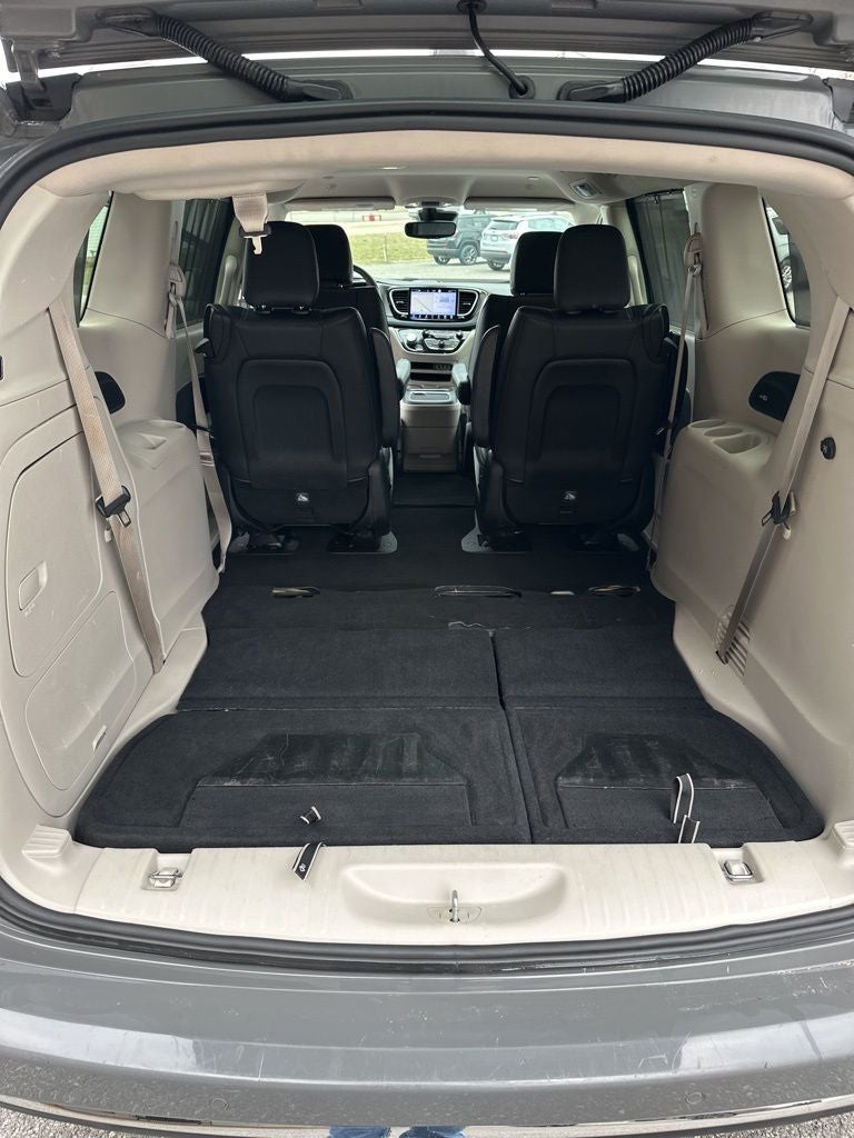 2021 Chrysler Pacifica Hybrid Touring L