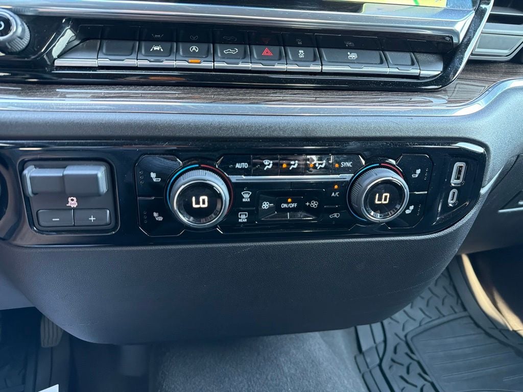 2025 Chevrolet Silverado 1500 LT LT1