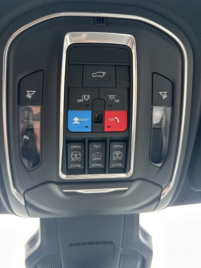2026 Jeep Cherokee Overland