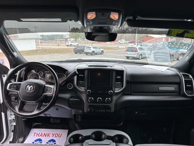 2024 RAM 3500 Big Horn Flat Bed