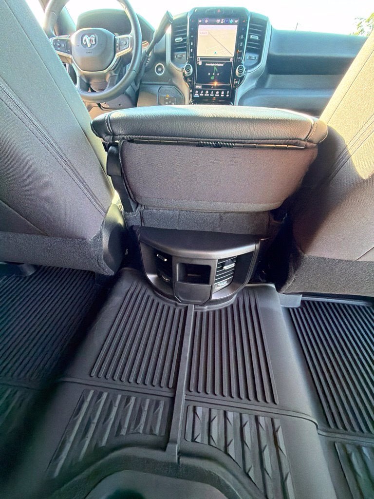 2027 RAM 2500 Black Express