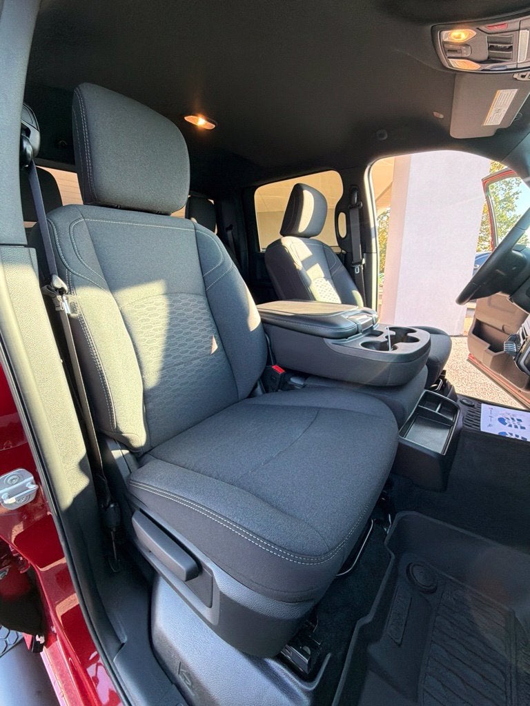 2027 RAM 2500 Black Express