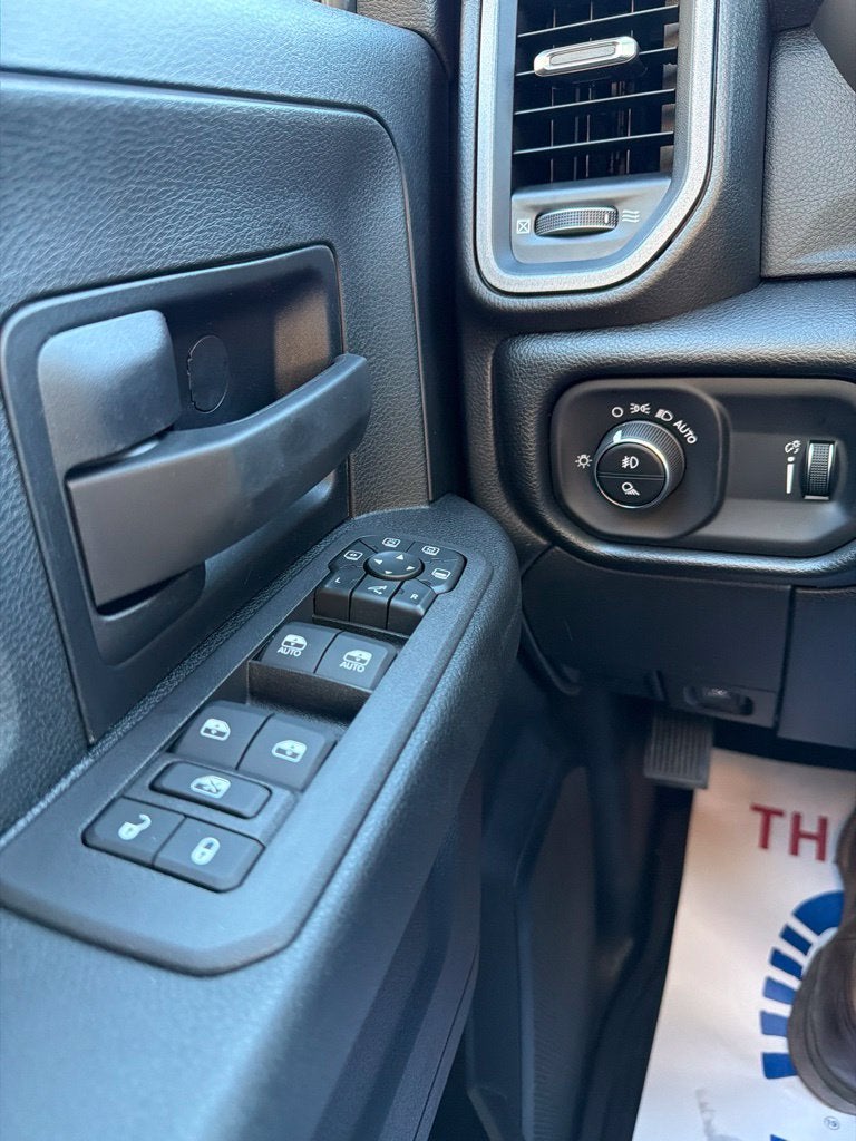 2027 RAM 2500 Black Express