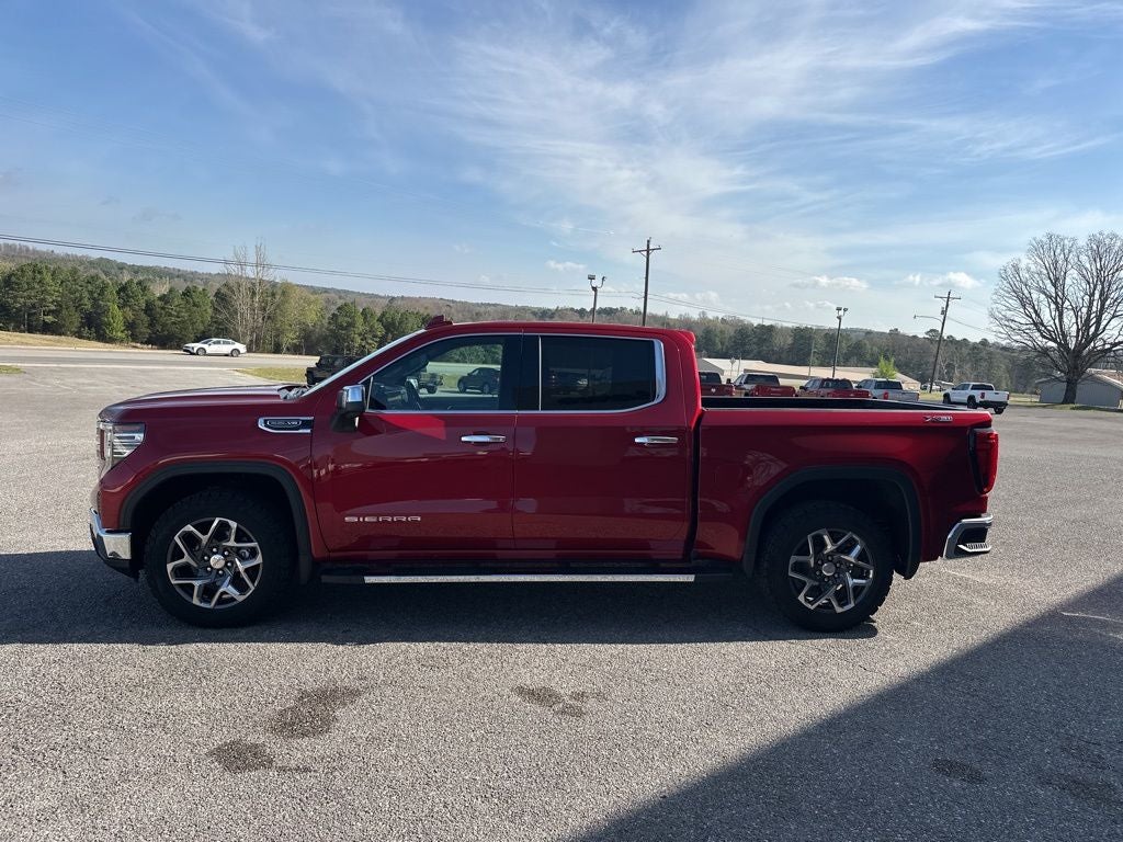 2024 GMC Sierra 1500 SLT