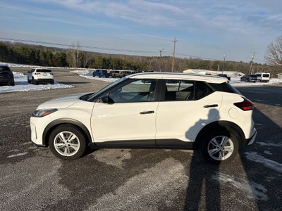 2023 Nissan Kicks S